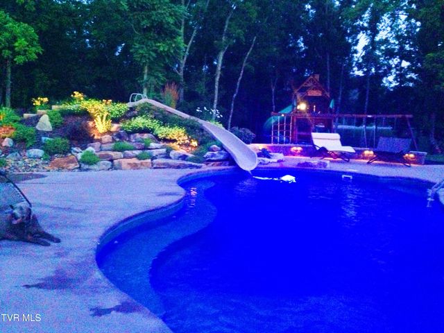 1399 Highway 75, Blountville, TN 37617