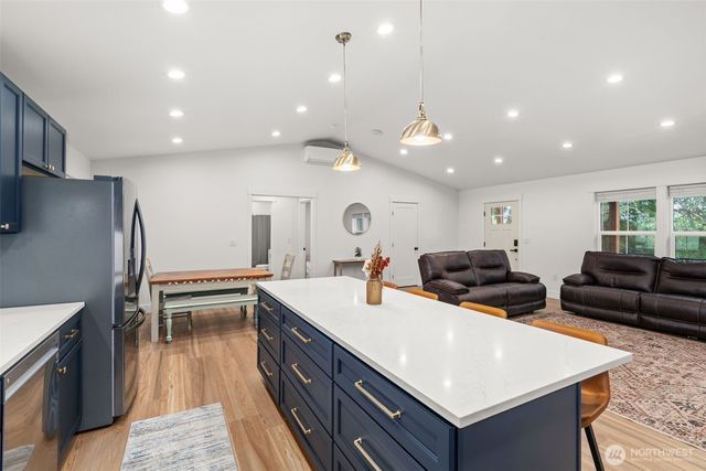 763 Harrison Avenue, Raymond, WA 98577