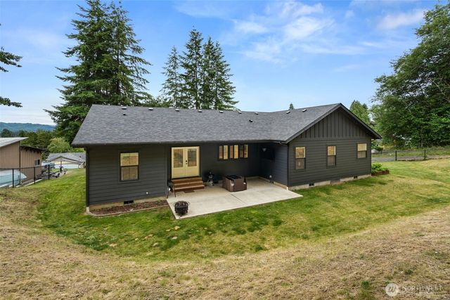 763 Harrison Avenue, Raymond, WA 98577