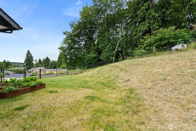 763 Harrison Avenue, Raymond, WA 98577