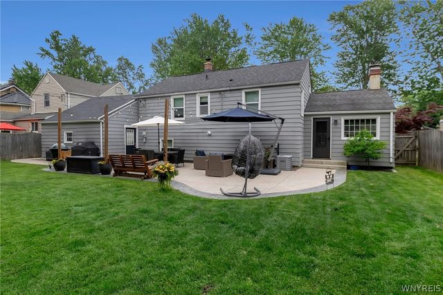301 Walton Drive, Amherst, NY 14226