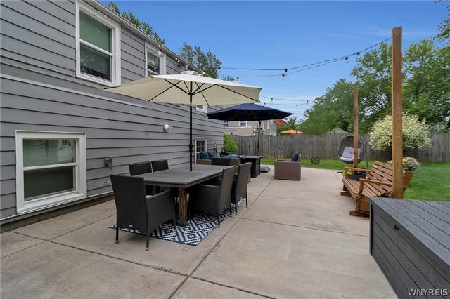 301 Walton Drive, Amherst, NY 14226