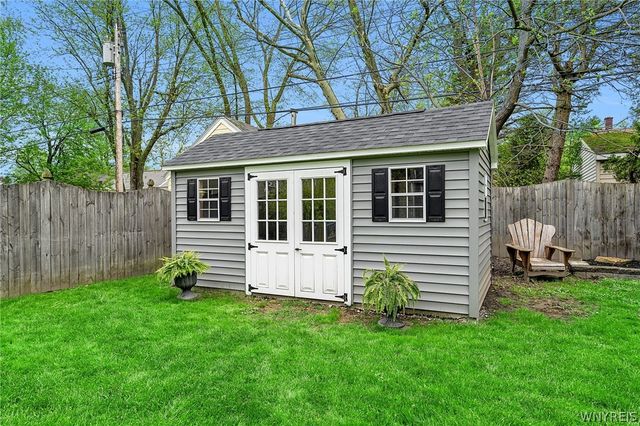 301 Walton Drive, Amherst, NY 14226