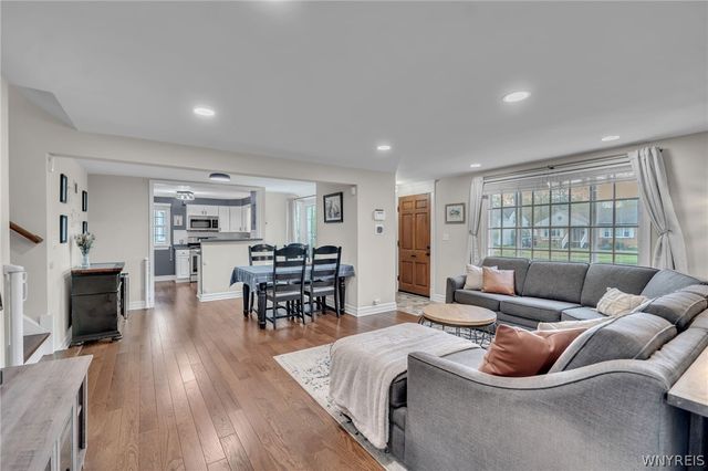 301 Walton Drive, Amherst, NY 14226