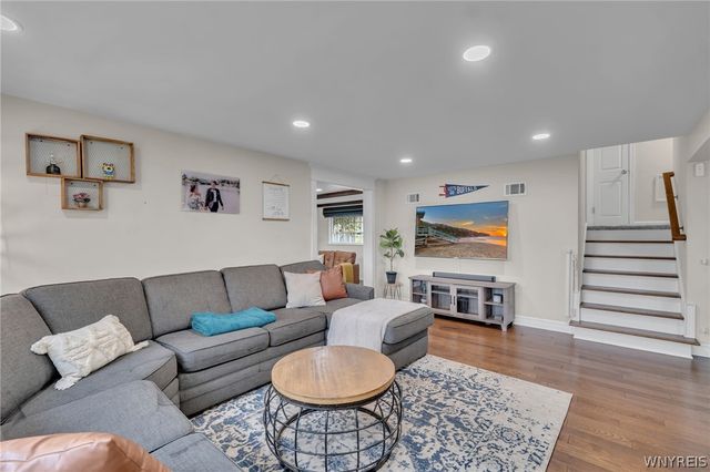 301 Walton Drive, Amherst, NY 14226