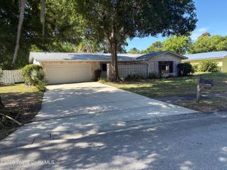 2709 Nottingham Court, Titusville, FL 32796