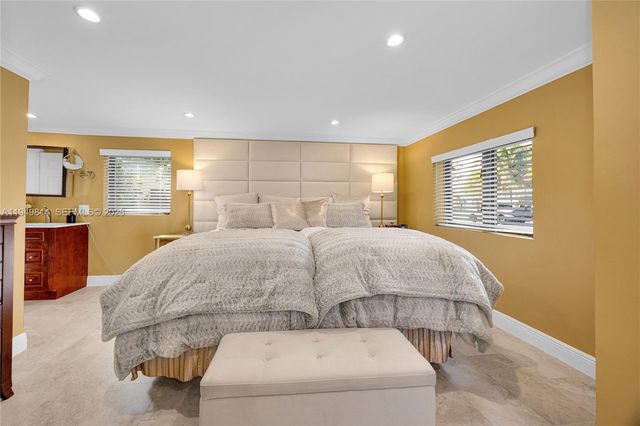 6220 SW 61st St, South Miami, FL 33143