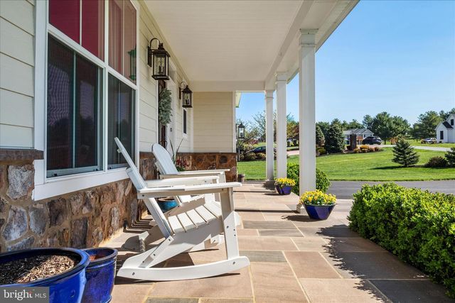 39 BOWLING VIEW RD, Front Royal, VA 22630