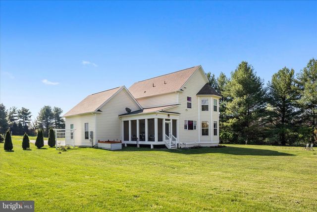39 BOWLING VIEW RD, Front Royal, VA 22630