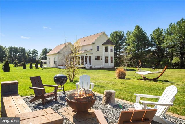 39 BOWLING VIEW RD, Front Royal, VA 22630