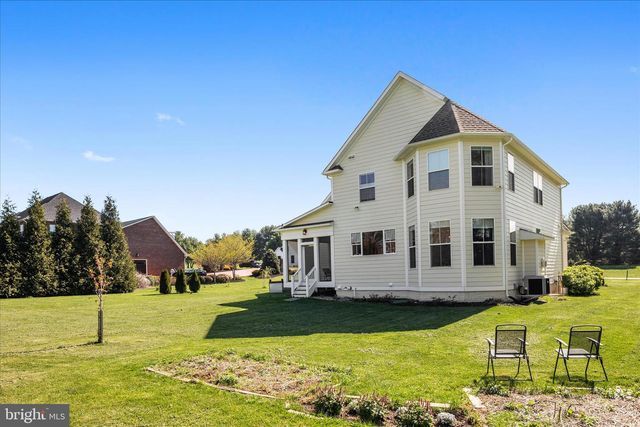 39 BOWLING VIEW RD, Front Royal, VA 22630