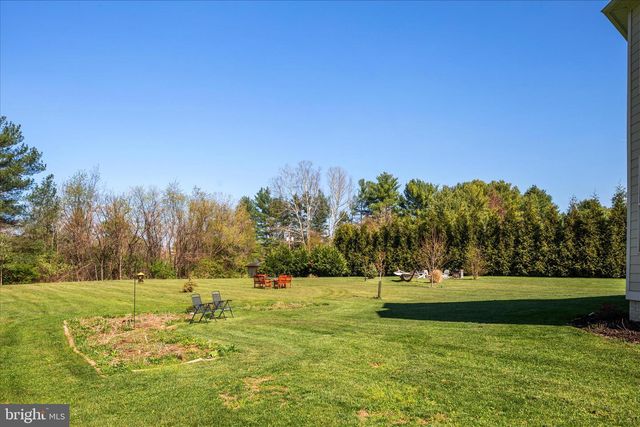39 BOWLING VIEW RD, Front Royal, VA 22630