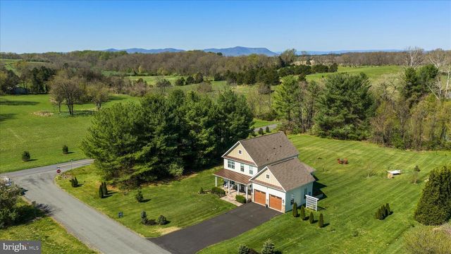 39 BOWLING VIEW RD, Front Royal, VA 22630