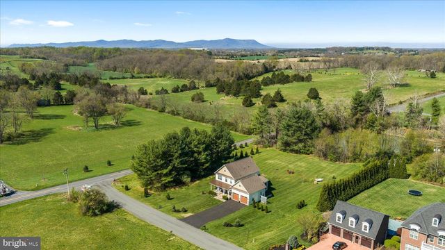39 BOWLING VIEW RD, Front Royal, VA 22630