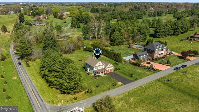 39 BOWLING VIEW RD, Front Royal, VA 22630