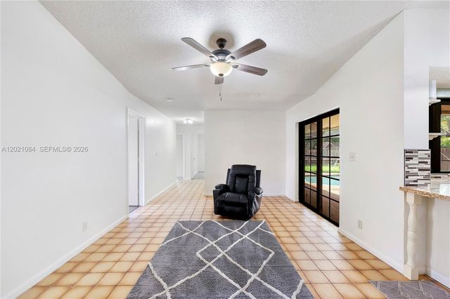 11111 NW 7th St, Coral Springs, FL 33071
