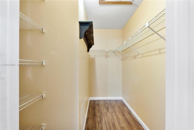 11111 NW 7th St, Coral Springs, FL 33071