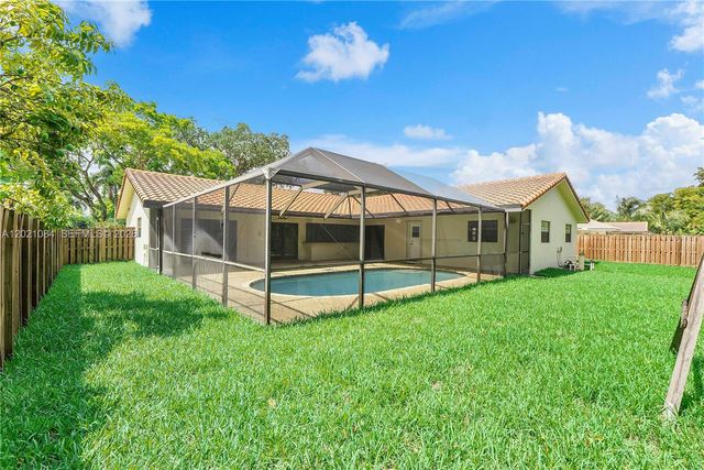 11111 NW 7th St, Coral Springs, FL 33071