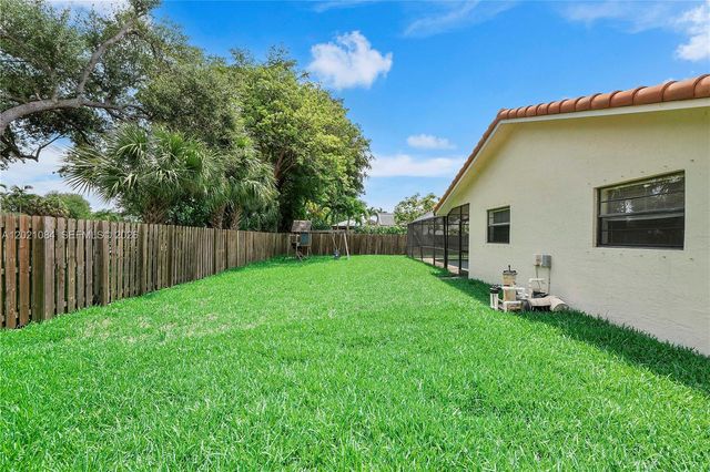 11111 NW 7th St, Coral Springs, FL 33071