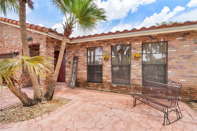 11111 NW 7th St, Coral Springs, FL 33071