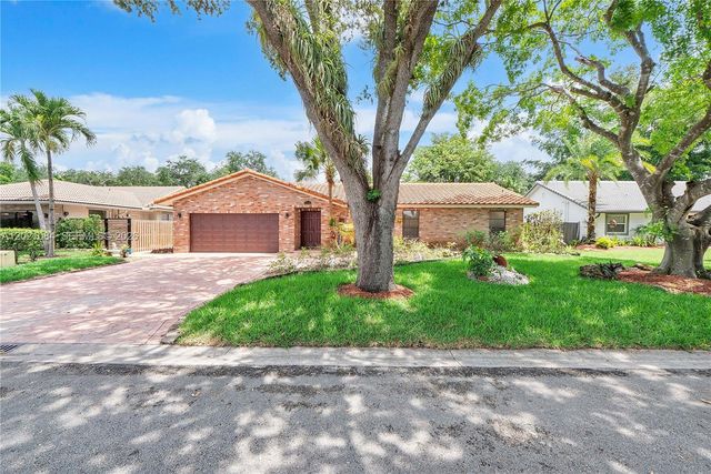 11111 NW 7th St, Coral Springs, FL 33071