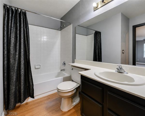 6851 Tamarus Street 104, Las Vegas, NV 89119