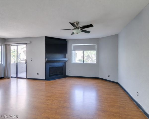 6851 Tamarus Street 104, Las Vegas, NV 89119