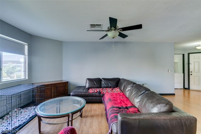 6851 Tamarus Street 104, Las Vegas, NV 89119