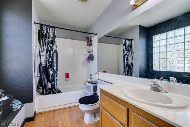 6851 Tamarus Street 104, Las Vegas, NV 89119