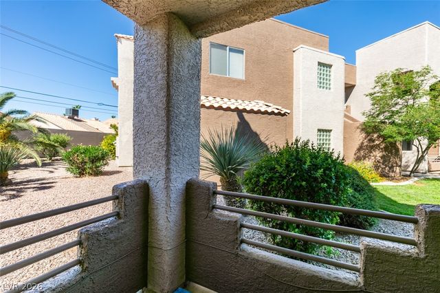 6851 Tamarus Street 104, Las Vegas, NV 89119