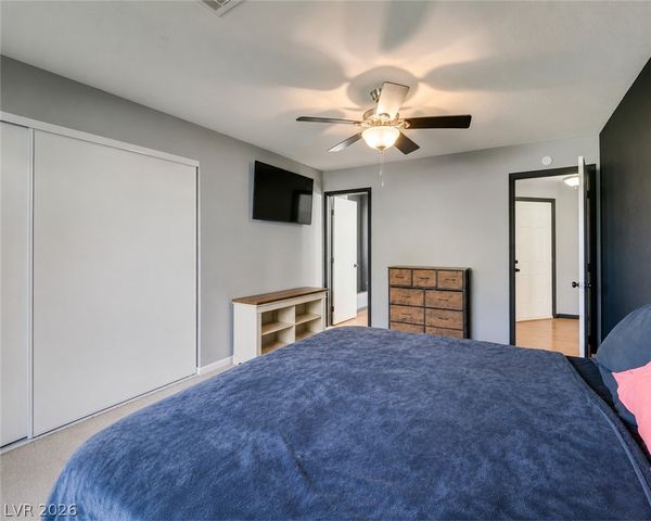 6851 Tamarus Street 104, Las Vegas, NV 89119