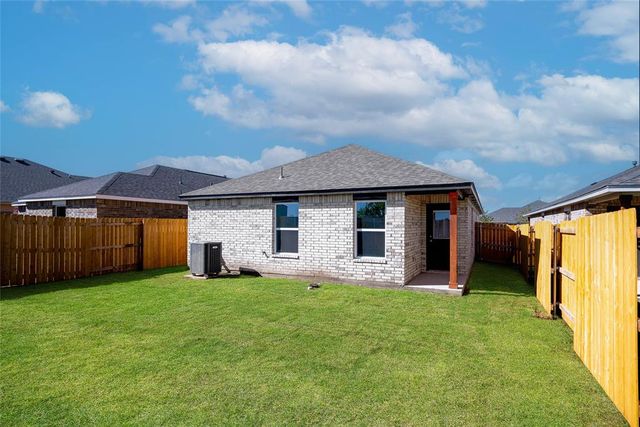 12701 Carrara Lane, Yukon, OK 73099