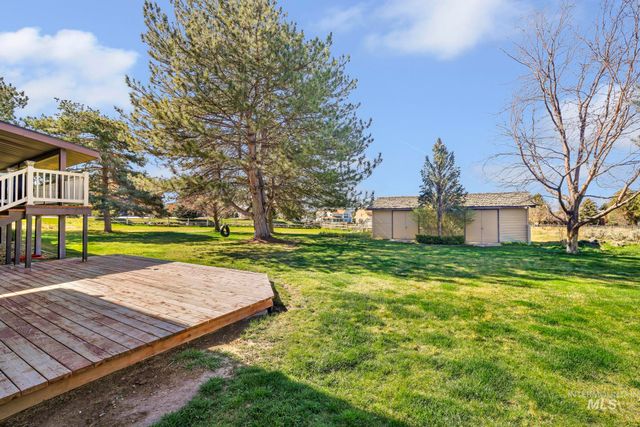 4055 N Canyon Ridge Dr, Twin Falls, ID 83301