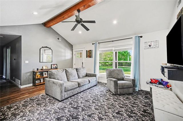 19810 192nd Street, Holt, MO 64048
