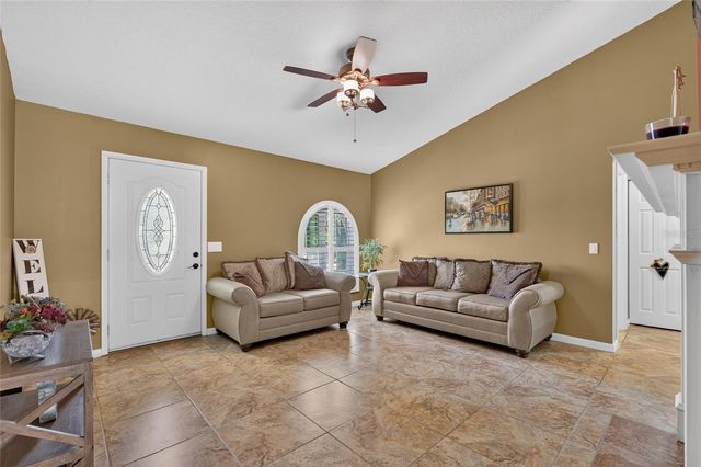 3830 GRIFFIN VIEW DRIVE, Lady Lake, FL 32159
