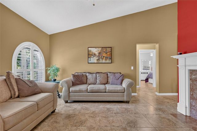 3830 GRIFFIN VIEW DRIVE, Lady Lake, FL 32159