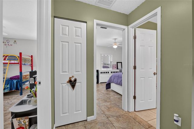 3830 GRIFFIN VIEW DRIVE, Lady Lake, FL 32159