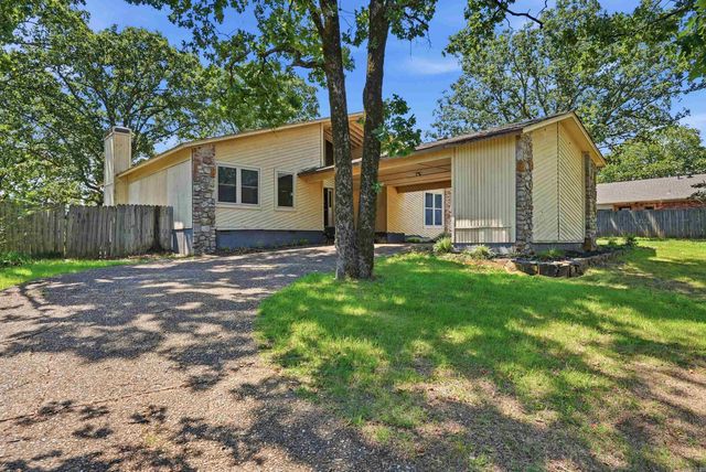 7011 Southpoint, North Little Rock, AR 72113