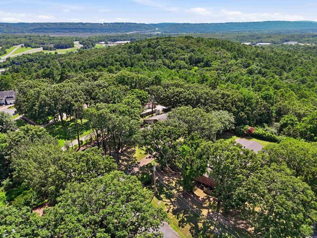 7011 Southpoint, North Little Rock, AR 72113