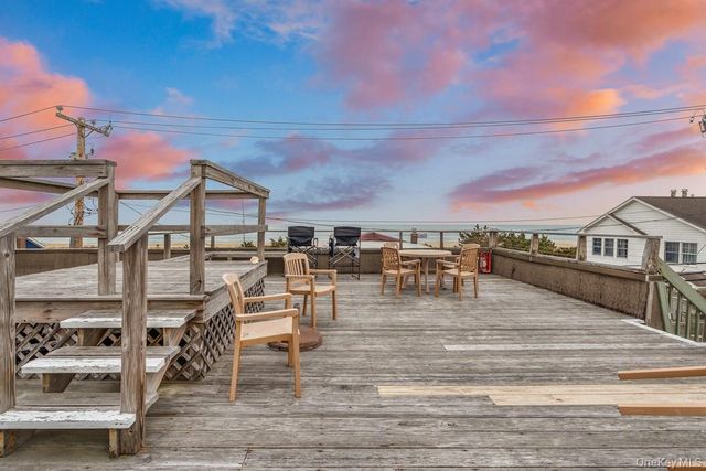 176A Lewis Walk 26, Cherry Grove, NY 11782