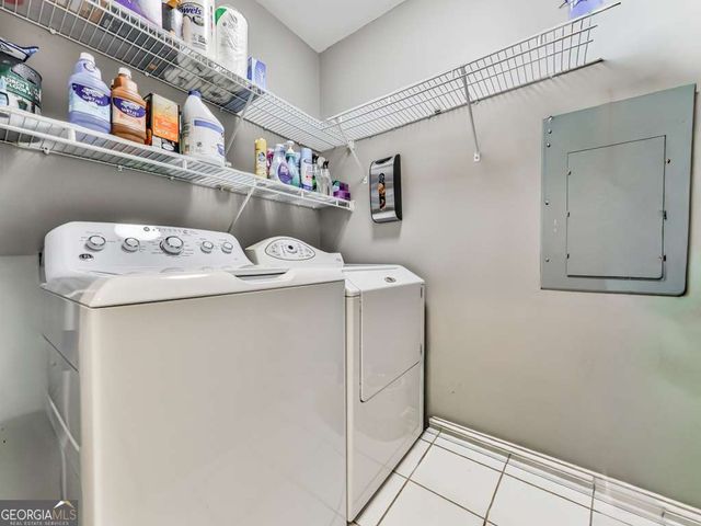 211 COLONIAL HOMES Drive NW 2501, Atlanta, GA 30309