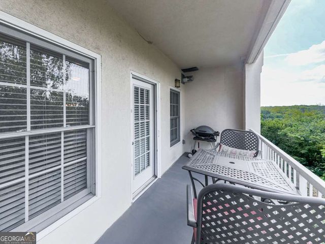 211 COLONIAL HOMES Drive NW 2501, Atlanta, GA 30309