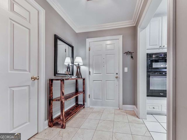 211 COLONIAL HOMES Drive NW 2501, Atlanta, GA 30309