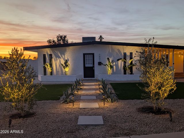 7802 E KIMSEY Lane, Scottsdale, AZ 85257