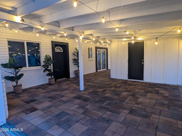 7802 E KIMSEY Lane, Scottsdale, AZ 85257