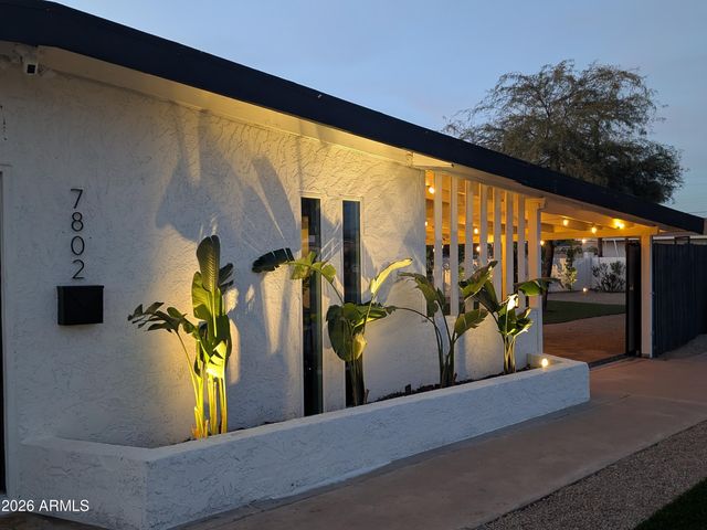7802 E KIMSEY Lane, Scottsdale, AZ 85257