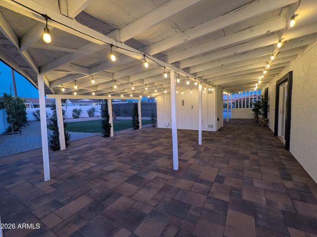 7802 E KIMSEY Lane, Scottsdale, AZ 85257