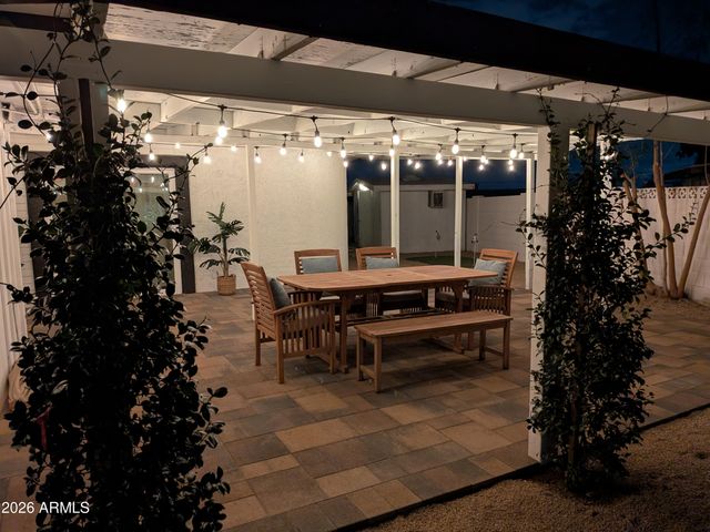 7802 E KIMSEY Lane, Scottsdale, AZ 85257