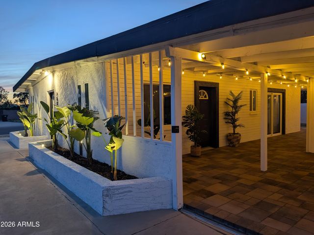 7802 E KIMSEY Lane, Scottsdale, AZ 85257