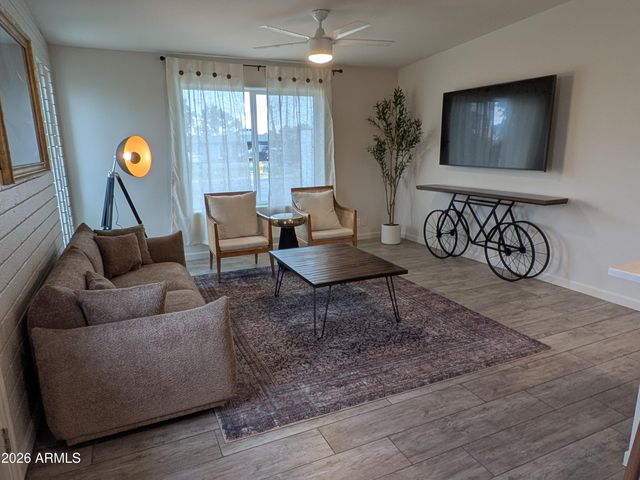 7802 E KIMSEY Lane, Scottsdale, AZ 85257